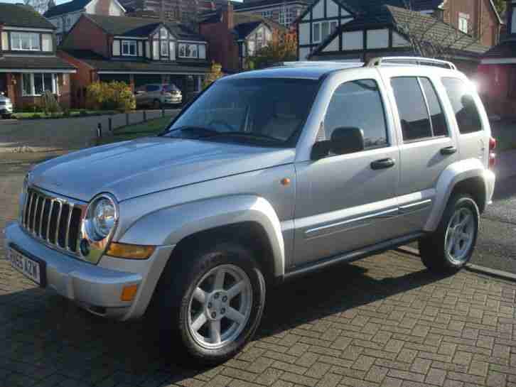 06 JEEP CHEROKEE LIMITED CRD IN STUNNING SILVER