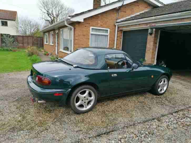 Mazda Eunos MX5 Automatic + Hard Top, Case & New Soft top 1992