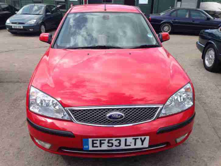 Ford MONDEO. Ford car from United Kingdom