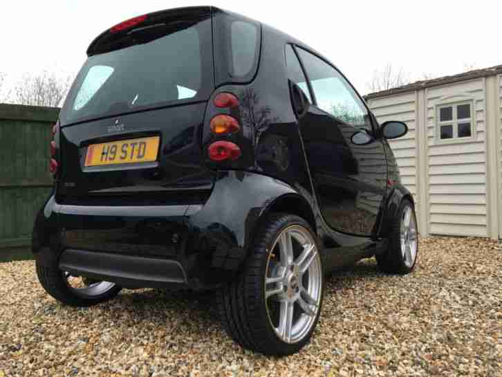 2005 SMART FORTWO PURE 61 AUTO BLACK with genuine 8600 miles