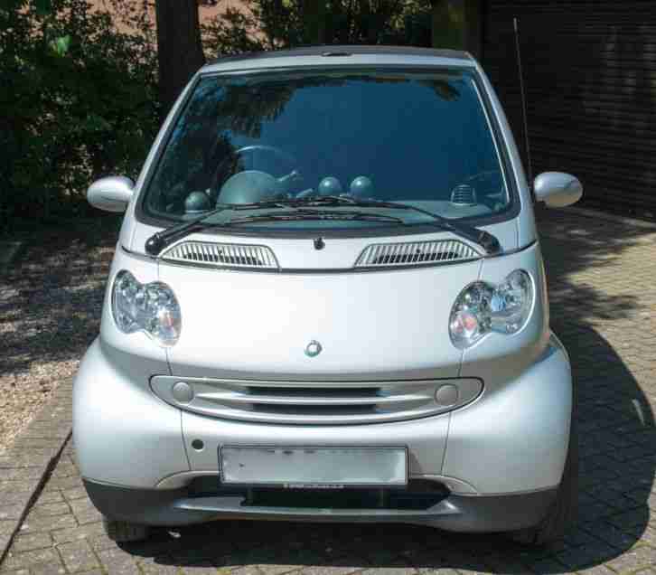 2006 06 reg SMART FORTWO Passion Cabriolet 0.7 Petrol Automatic