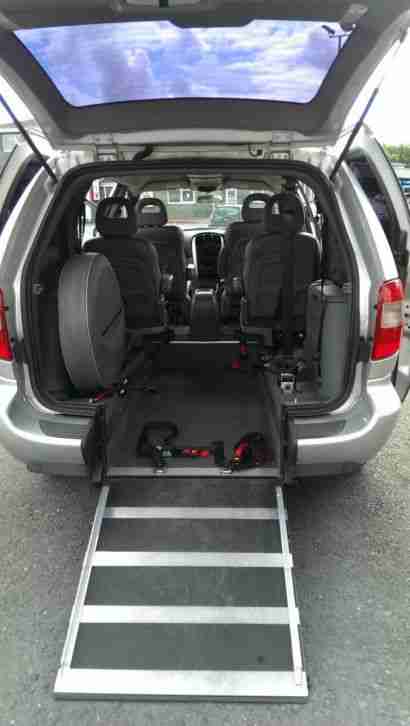 2007 GRAND VOYAGER WHEEL CHAIR