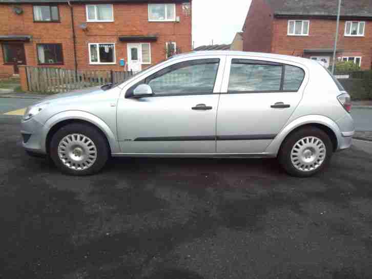 2007 VAUXHALL ASTRA 1.6 LIFE ONLY 62000 MILES / CAM-BELT DONE
