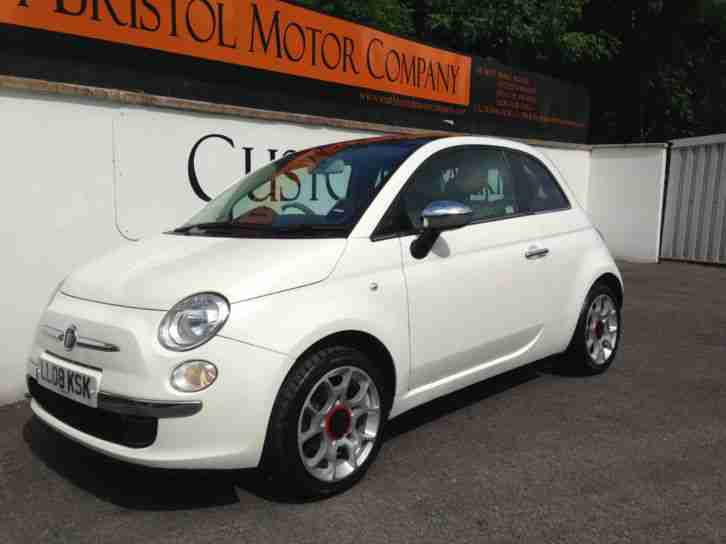 2008 08 FIAT 500 1.4 LOUNGE WHITE WITH GLASS ROOF AND 16'' SPORT ALLOYS