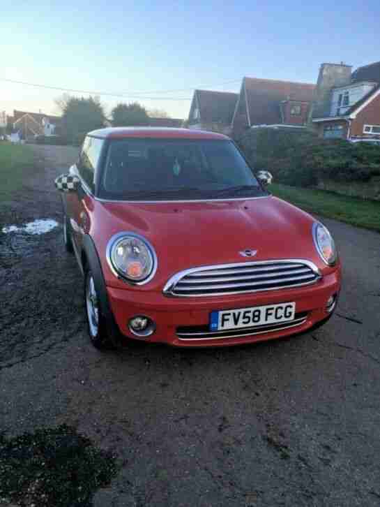 2008 Mini One 1.4 Six Speed Chilli red service history