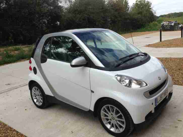 2008 SMART FORTWO COUPE (451) WHITE & SILVER