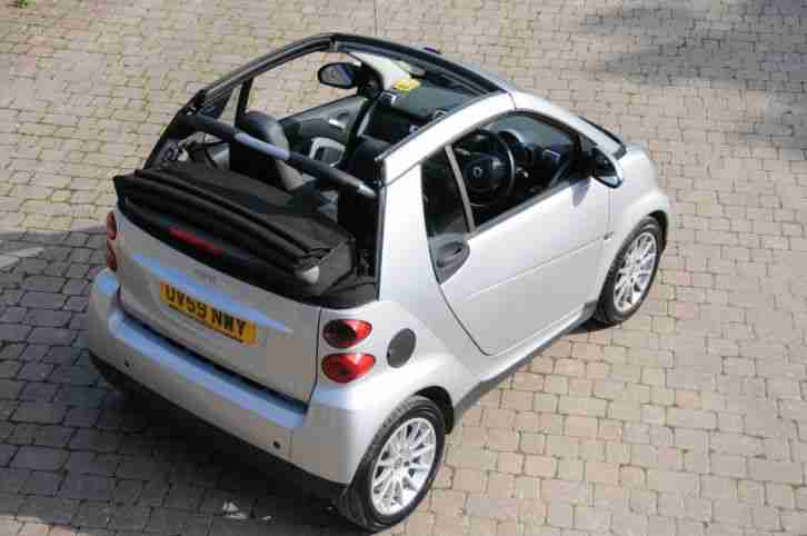 2009 59 PLATE SMART FORTWO PASSION CABRIOLET CONVERTIBLE AIR CON AC 19,000 miles