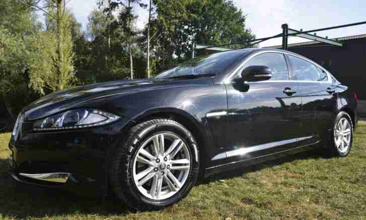 2012 62 SUPERB JAGUAR XF LUXURY DIESEL AUTO BLACK SPOTLESS INSIDE AND OUT