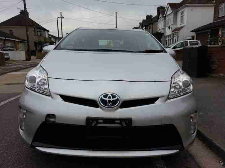 2012 TOYOTA PRIUS HYBRID 1.6 FRESHLY IMPORTED VERY LOW MILEAEGE ,NEW SHAP