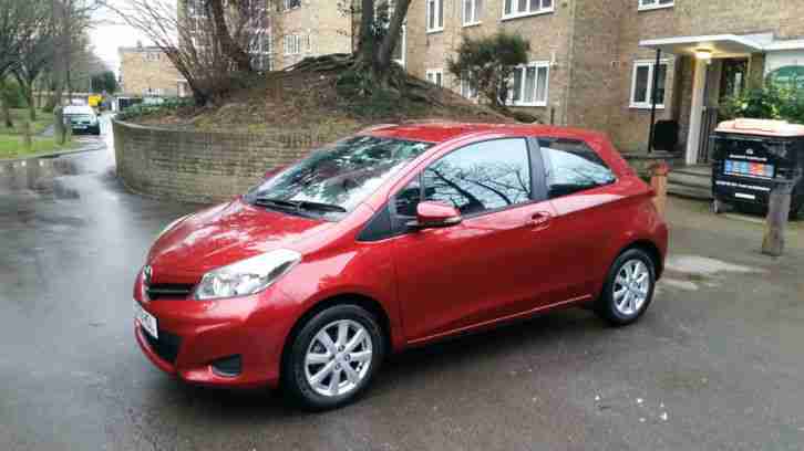 2013 TOYOTA YARIS TR VVT I RED, VERY LOW MILEAGE, EXCELLENT CONDITION
