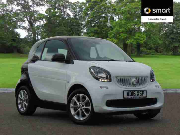 2016 smart fortwo coupe 1.0 Passion 2dr Auto Petrol white Automatic