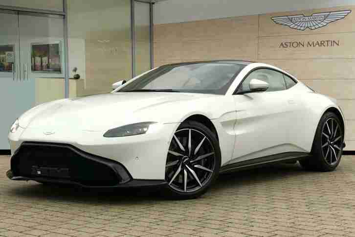 2019 Aston Martin Vantage Coupe Petrol white Automatic