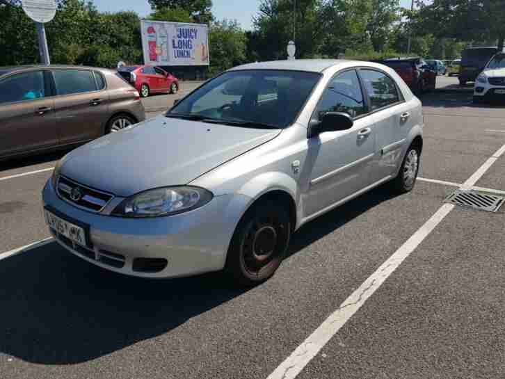 Daewoo Lacetti 1.4 SE, 1 Year MoT..starts and drive,Spares and repairs £250