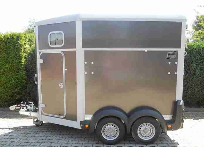 IFOR WILLIAMS HB 506 HORSE TRAILER IN GRAPHITE 2011 IMMACULATE