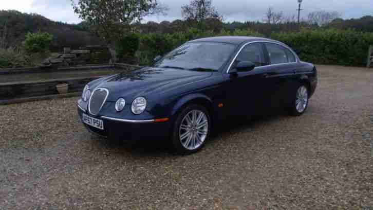 JAGUAR S TYPE SE TD 2.7cc.FULL LEATHER.FULL SERVICE HISTORY.OUTSTANDING ALROUND