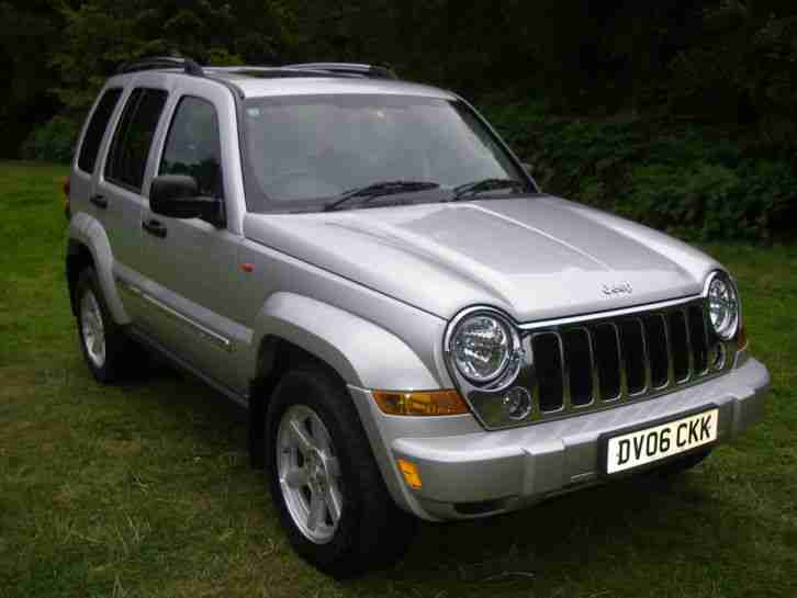 JEEP CHEROKEE 2.8 CRD LIMITED 2006 ONLY 36K FULL SERVICE HISTORY STUNNING