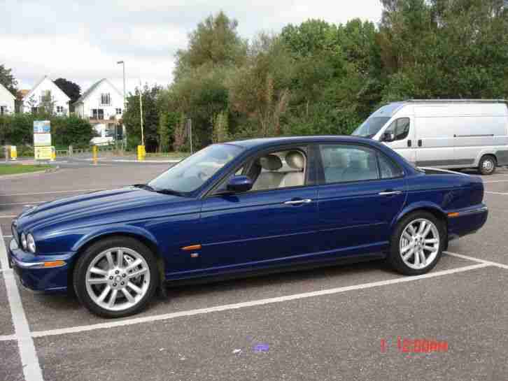 XJR V8 Blue 2003