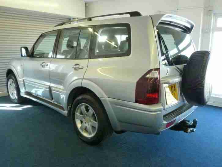 Mitsubishi Shogun Warrior 3.2 Di D Automatic Diesel 2004 2 owners from new