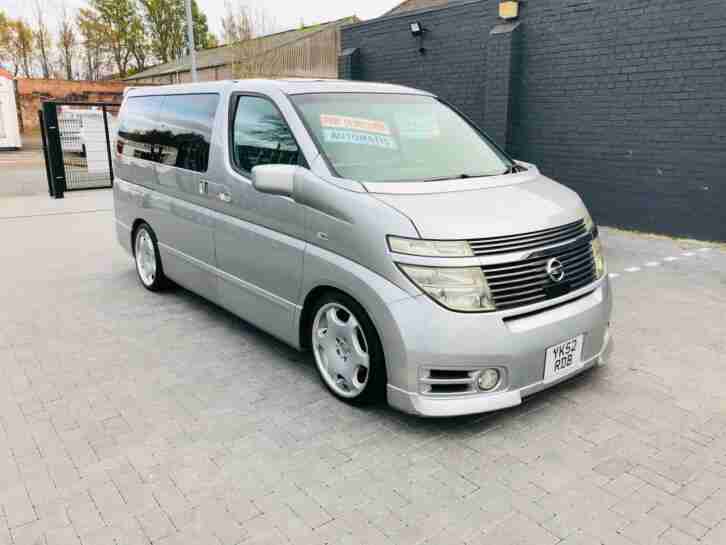 Nissan Elgrand 3.5 automatic 8 seater low miles 52 reg day van immaculate