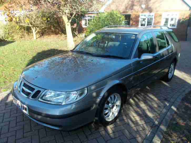 Saab 9 5 2.0t 2005 Linear estate car very clean inside and out 83000 miles £1495