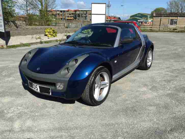 Roadster 2005 with hardtop,low mileage