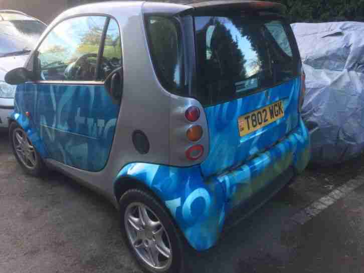 Smart car for two city LHD numeric blue