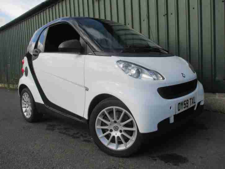 fortwo 1.0 Passion SERVICE HISTORY, £20