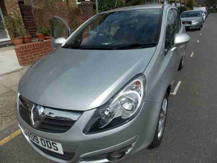 CORSA 1.4i, SILVER,2009,ONLY