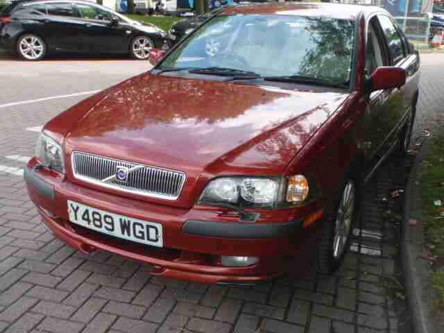 VOLVO S40 1.8 2001 GENUINE 36K FAMILY OWNED FROM NEW