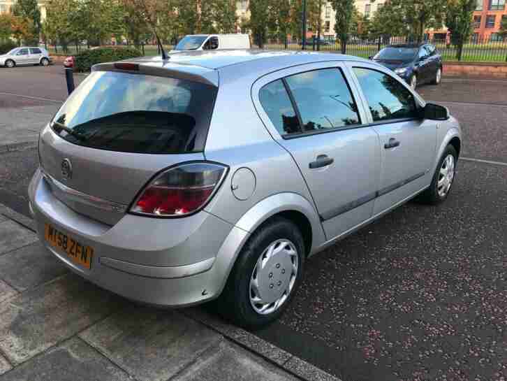 Vauxhall Opel Astra 1.6 16v ( 115ps ) ( a c ) 2009MY Life