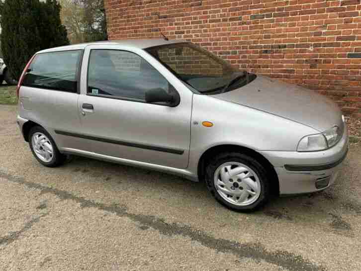 FIAT PUNTO 'SX' 1.2 hatchback, Only 65K miles 2 lady owners, NEW MOT Oct 2022